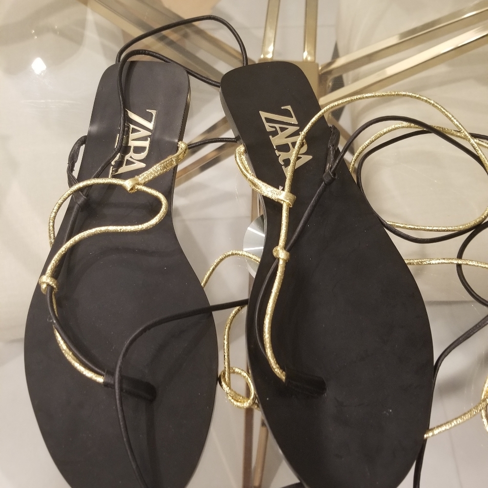 Sandals - Picture 5 of 9